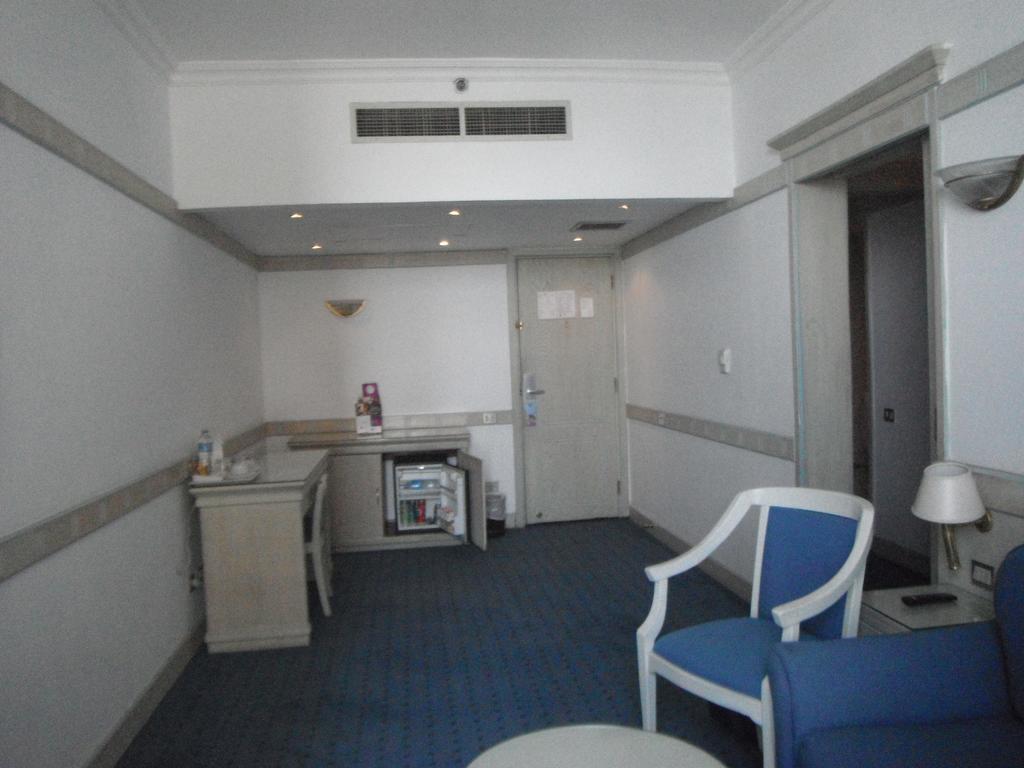Romance Alexandria Hotel Exterior foto